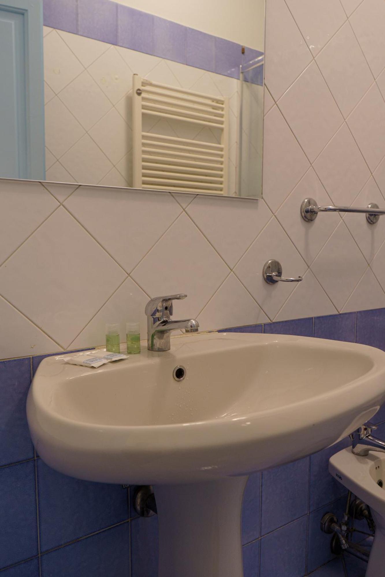 Central 1 Bedroom Apartment In The City Center Florence Exterior photo