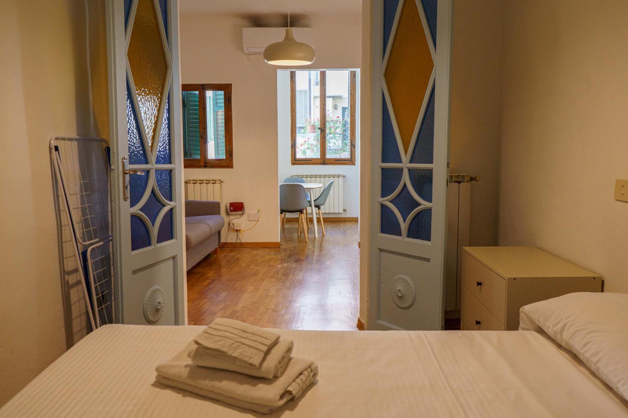 Central 1 Bedroom Apartment In The City Center Florence Exterior photo